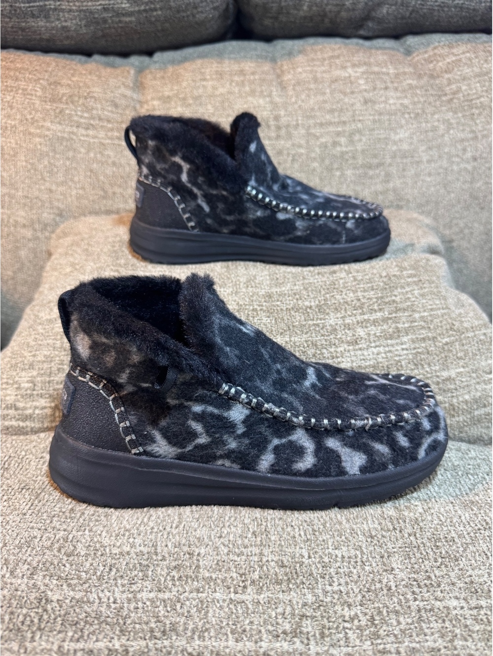 Hey Dude Denny Booties Marble Grey Animal Print Faux Fur Ankle Boots Size US 5